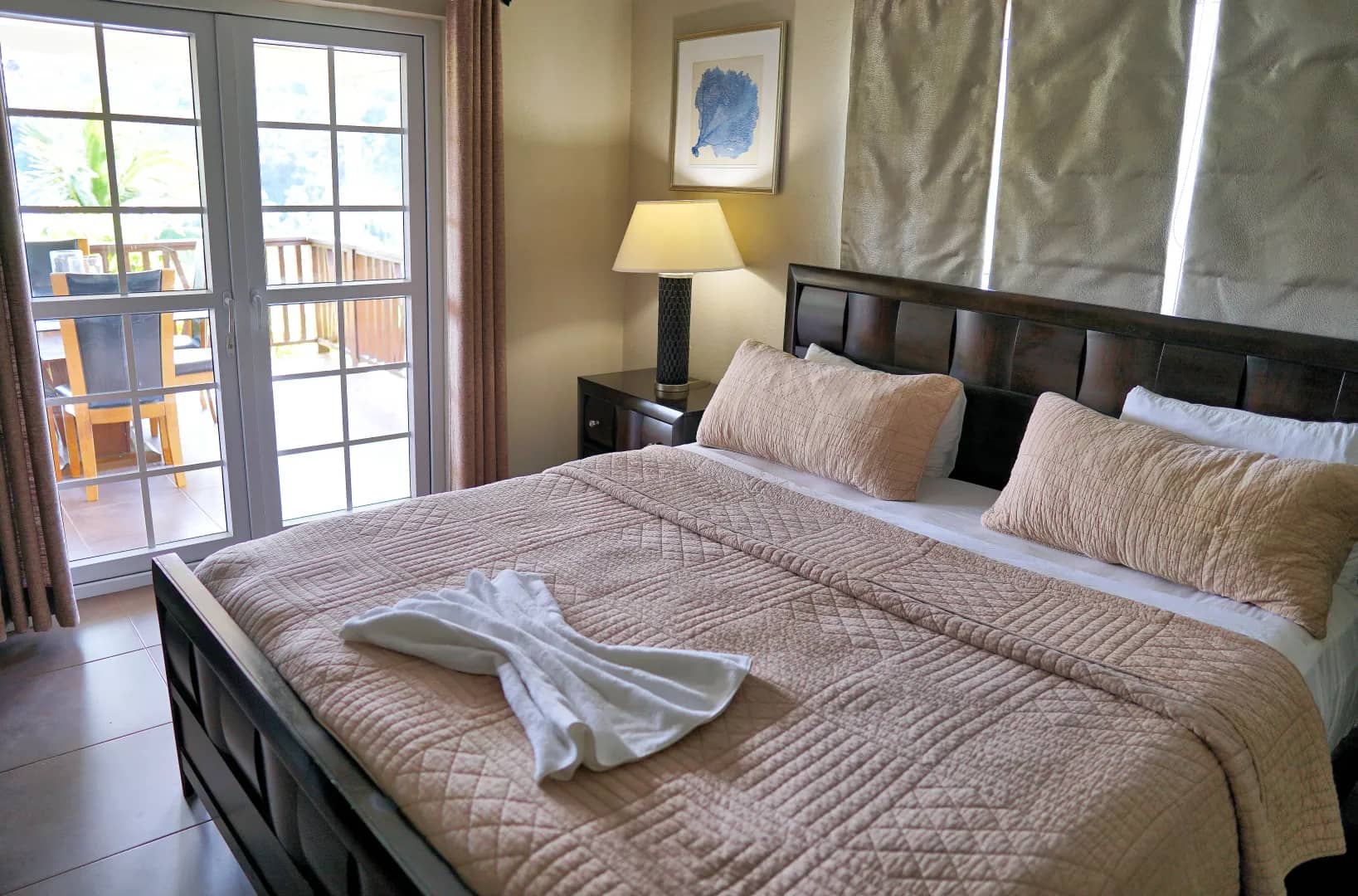 Sunset Villa Suite - image