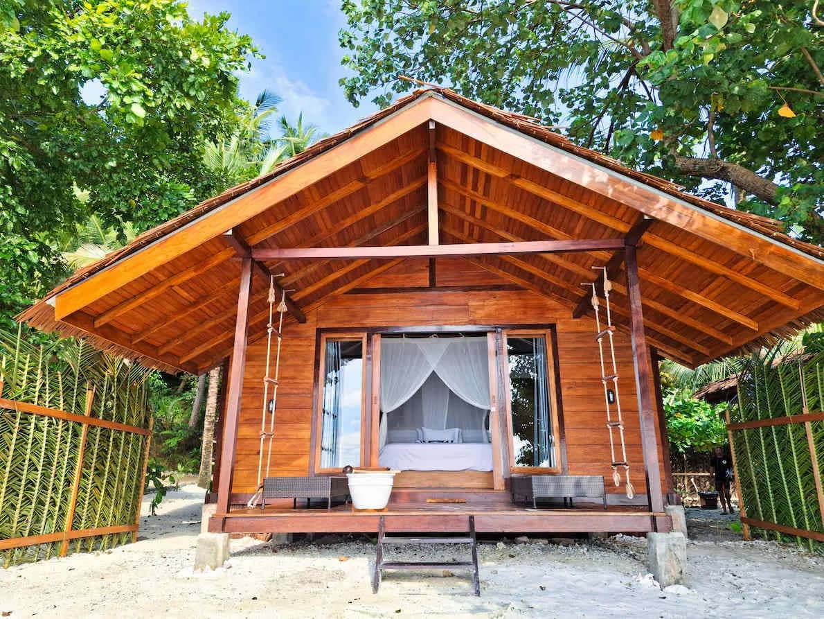 Beach Bungalow Twin - image