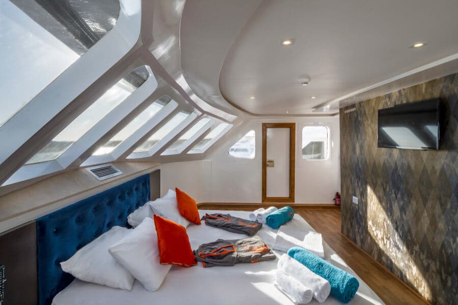 Junior Suite Upper Deck - image