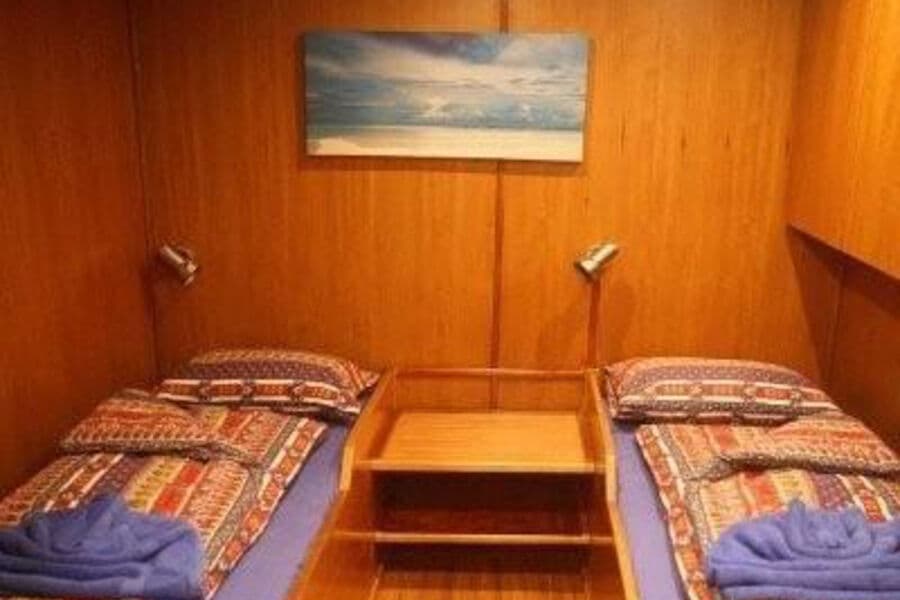 Explorer Lower Deck - image