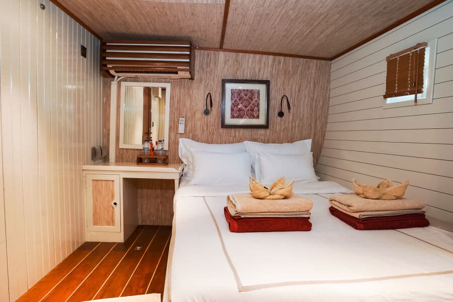 Double Lower Deck - image