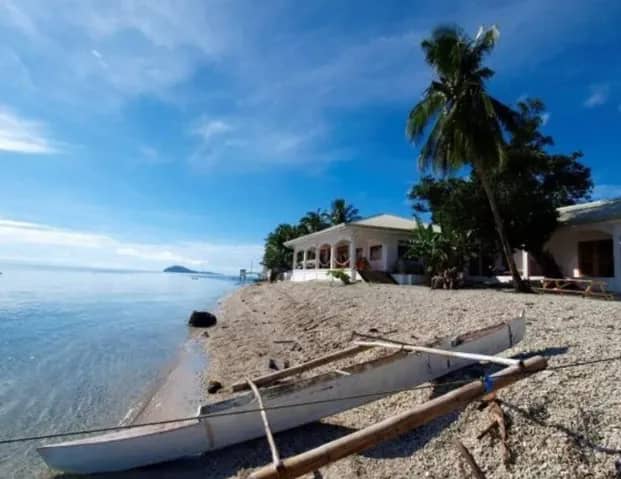 Oceanfront Room - image Oceanfront Room - image