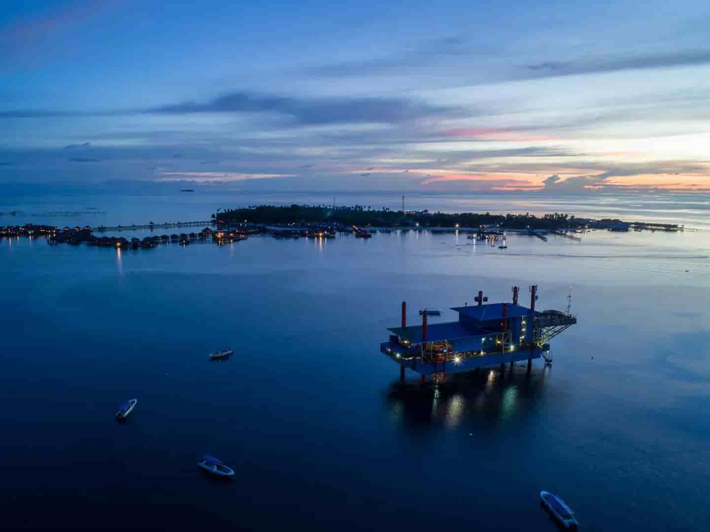 Thumbnail 3 Thumbnail 3