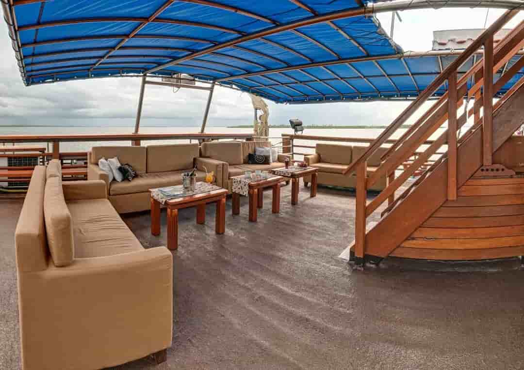 Thumbnail 2 Thumbnail 2