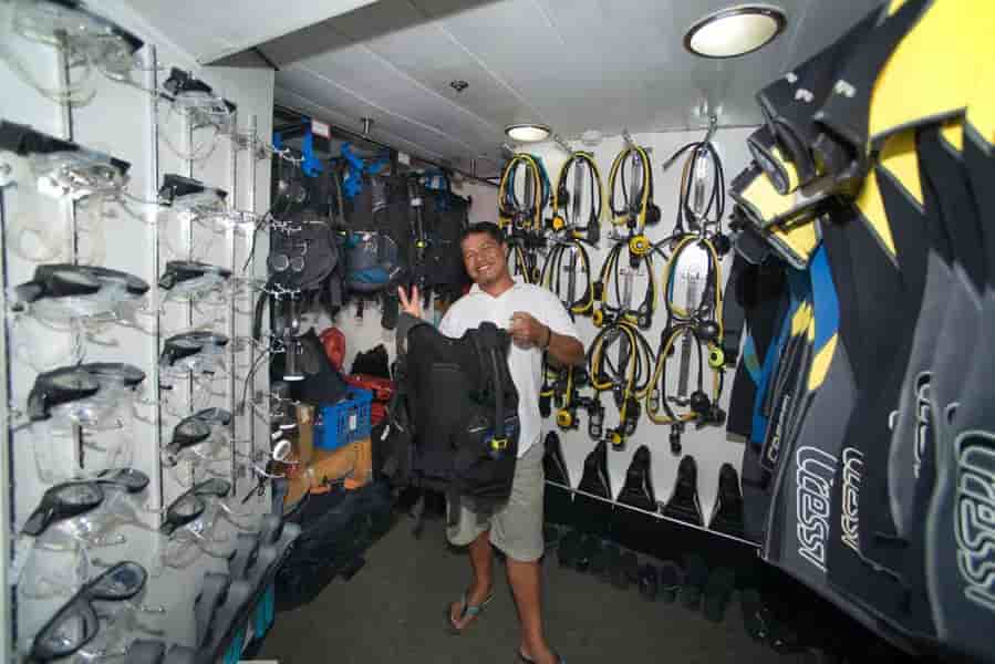 Thumbnail 3 Thumbnail 3