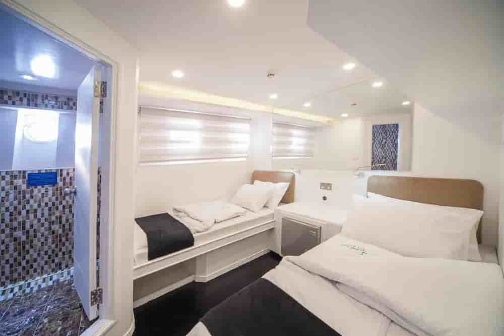 Thumbnail 5 Thumbnail 5