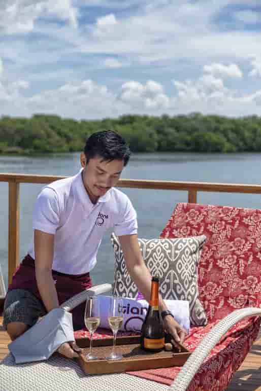 Thumbnail 17 Thumbnail 17