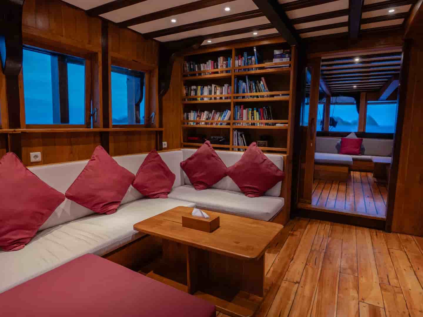 Thumbnail 4 Thumbnail 4