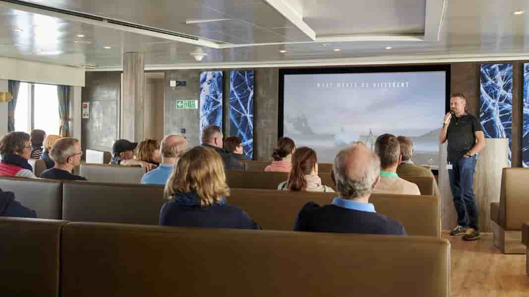 Thumbnail 9 Thumbnail 9