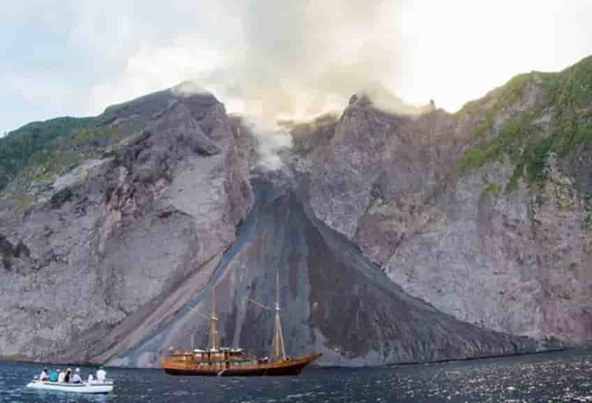 Thumbnail 10 Thumbnail 10