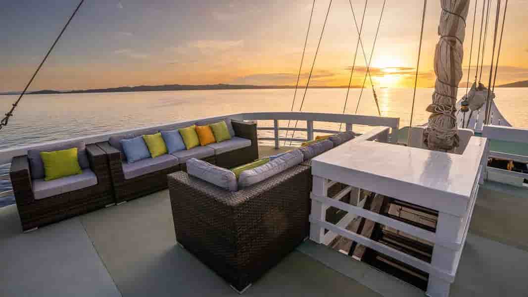 Thumbnail 5 Thumbnail 5