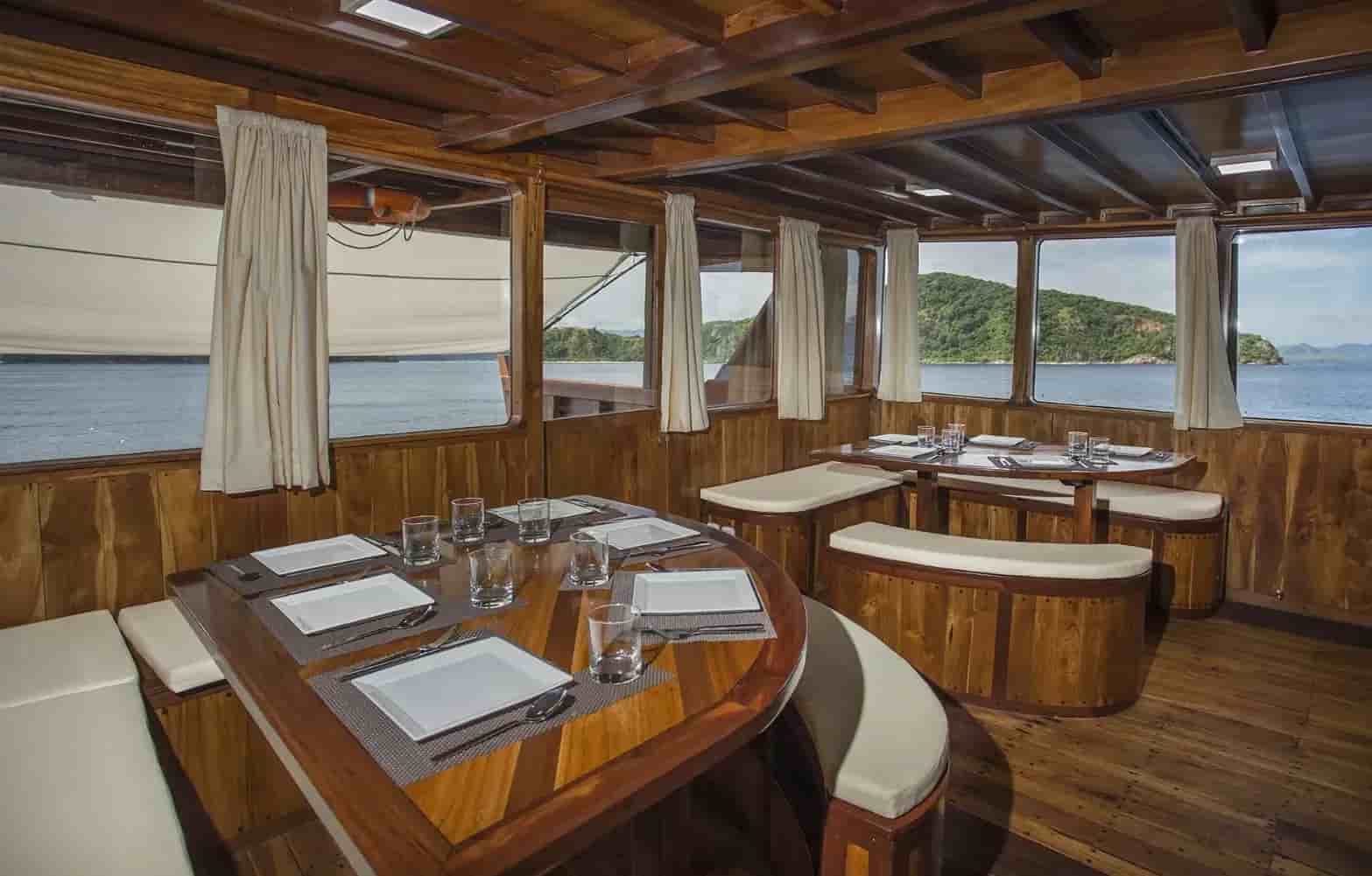 Thumbnail 4 Thumbnail 4