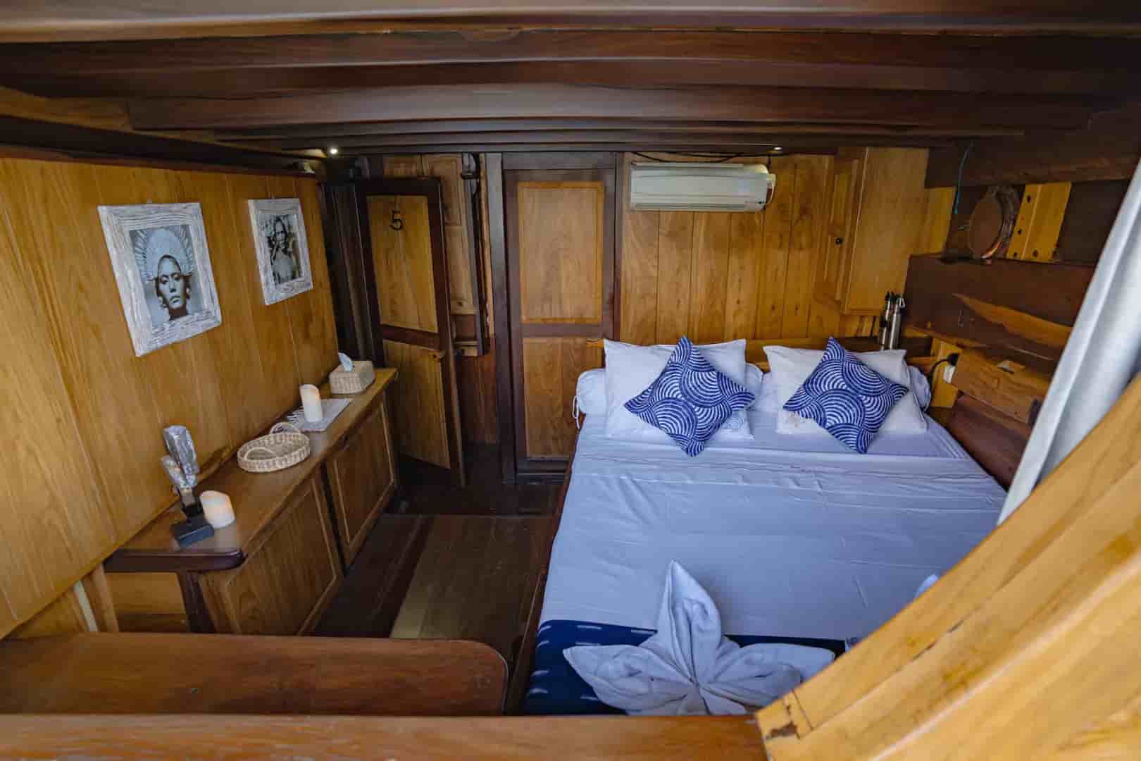 Thumbnail 9 Thumbnail 9