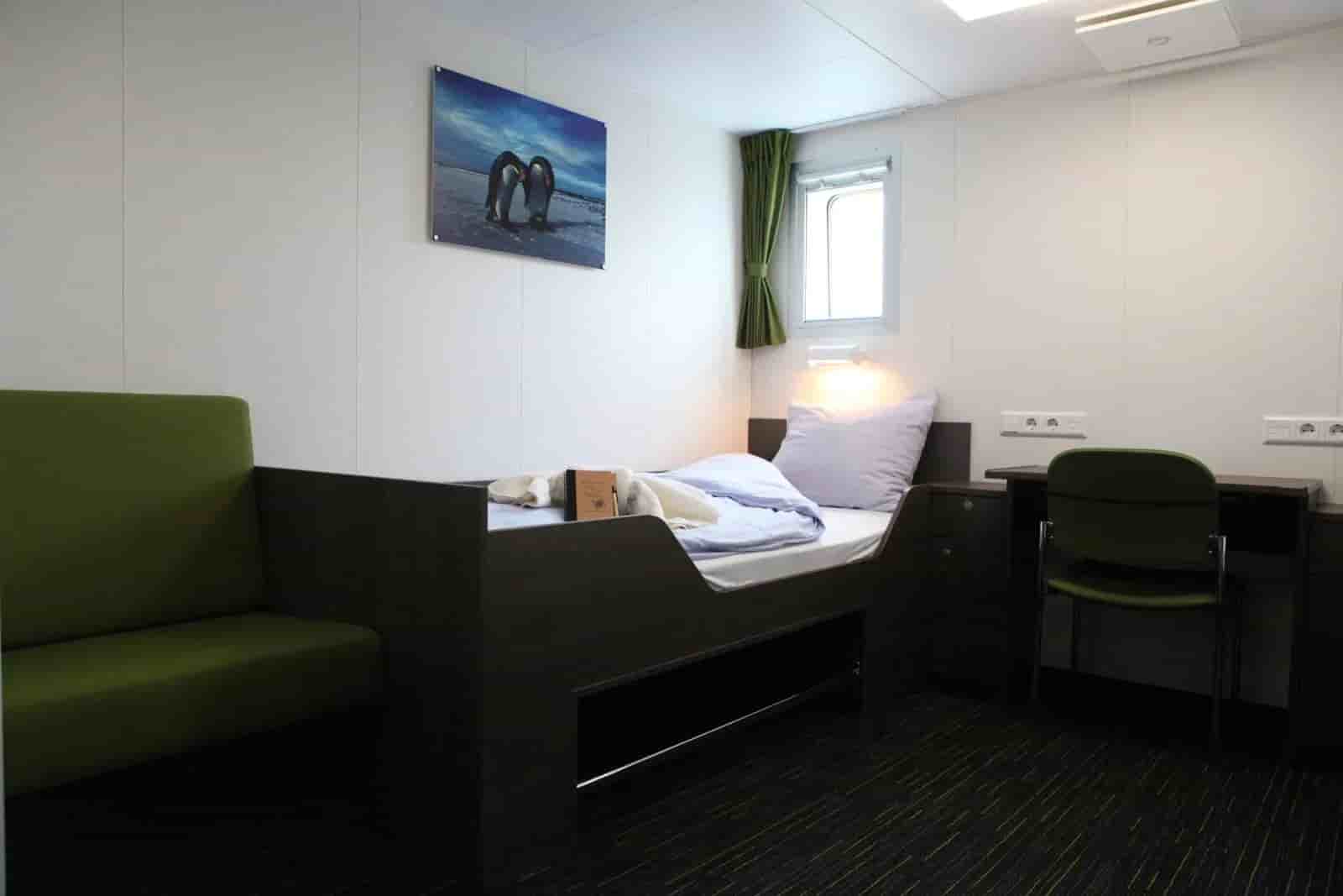 Thumbnail 9 Thumbnail 9