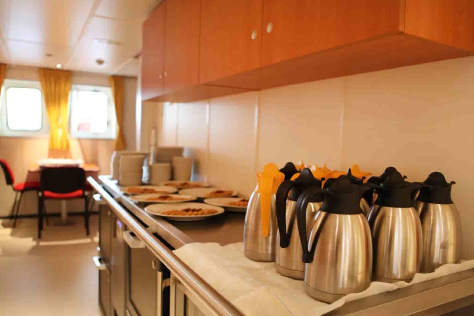 Thumbnail 12 Thumbnail 12