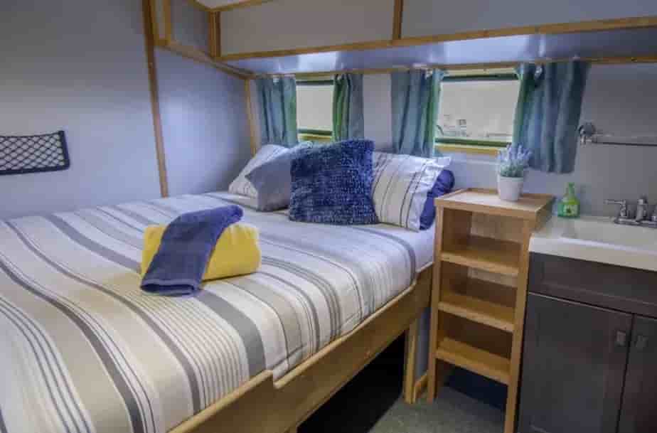 Thumbnail 2 Thumbnail 2