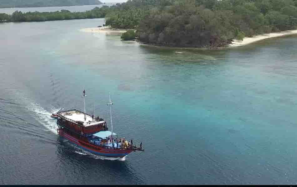 Thumbnail 9 Thumbnail 9