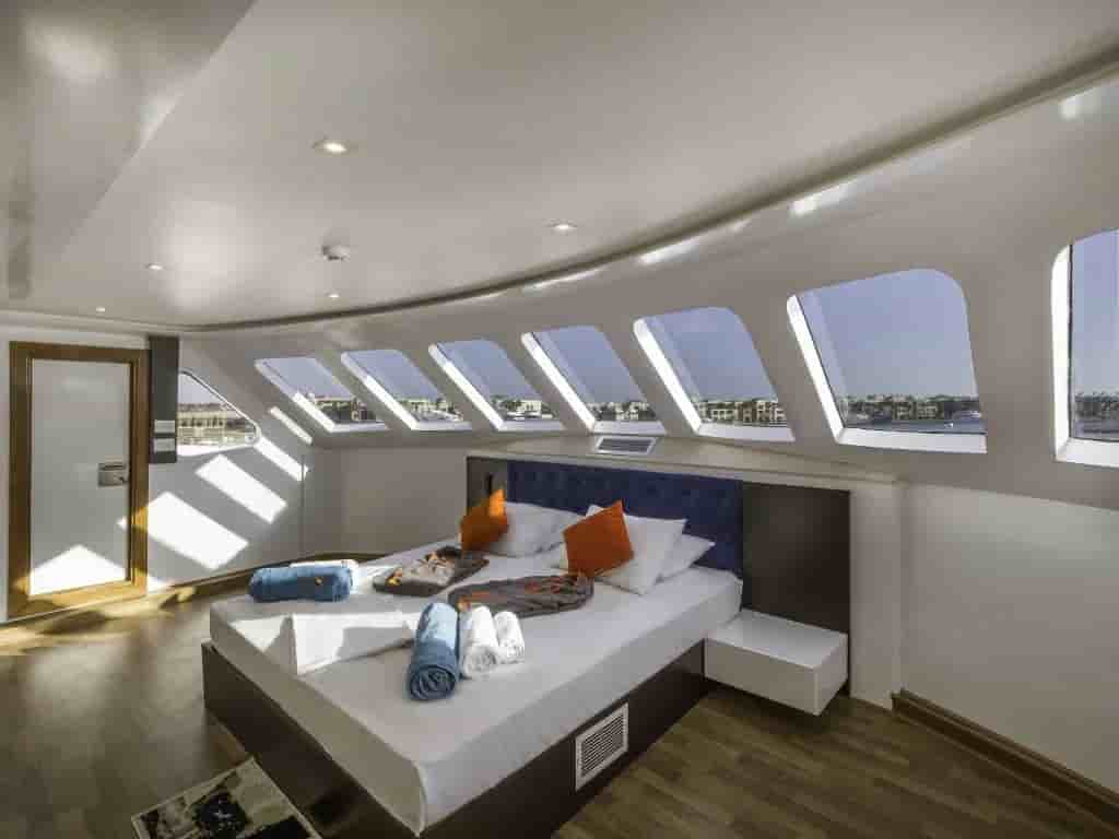 Thumbnail 10 Thumbnail 10