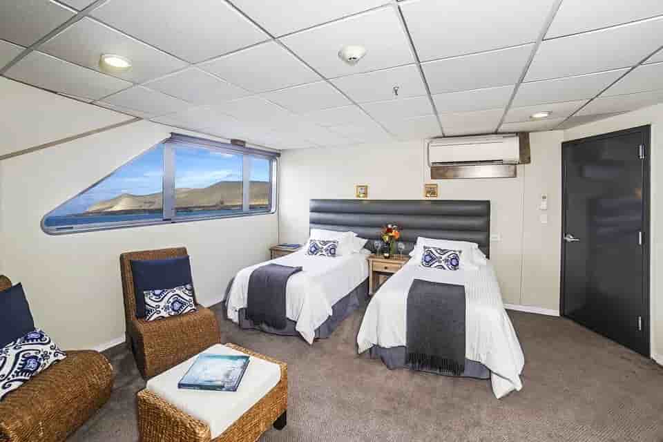 Thumbnail 5 Thumbnail 5