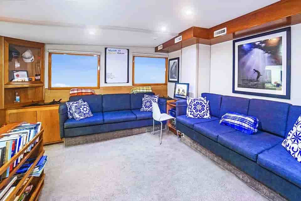 Thumbnail 2 Thumbnail 2