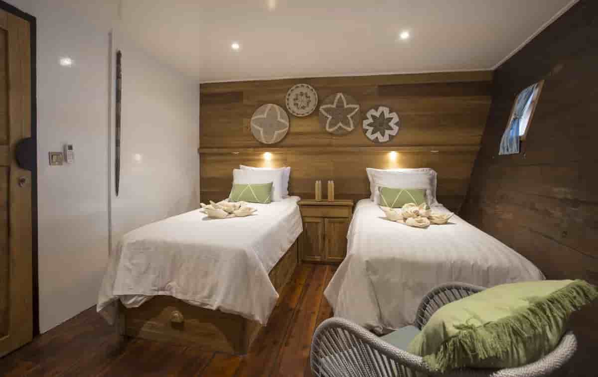 Thumbnail 5 Thumbnail 5