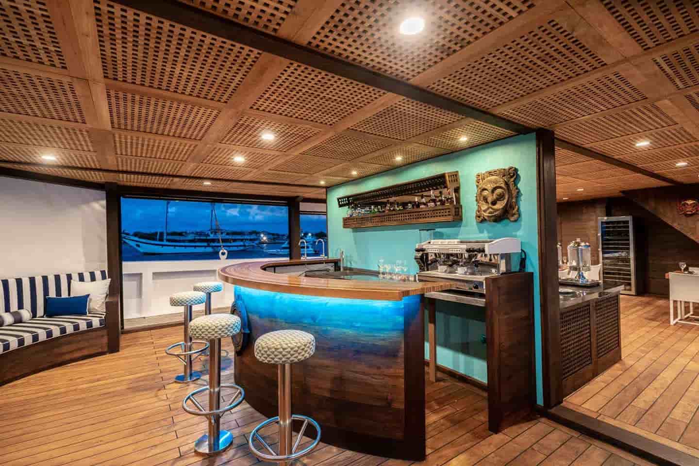 Thumbnail 3 Thumbnail 3