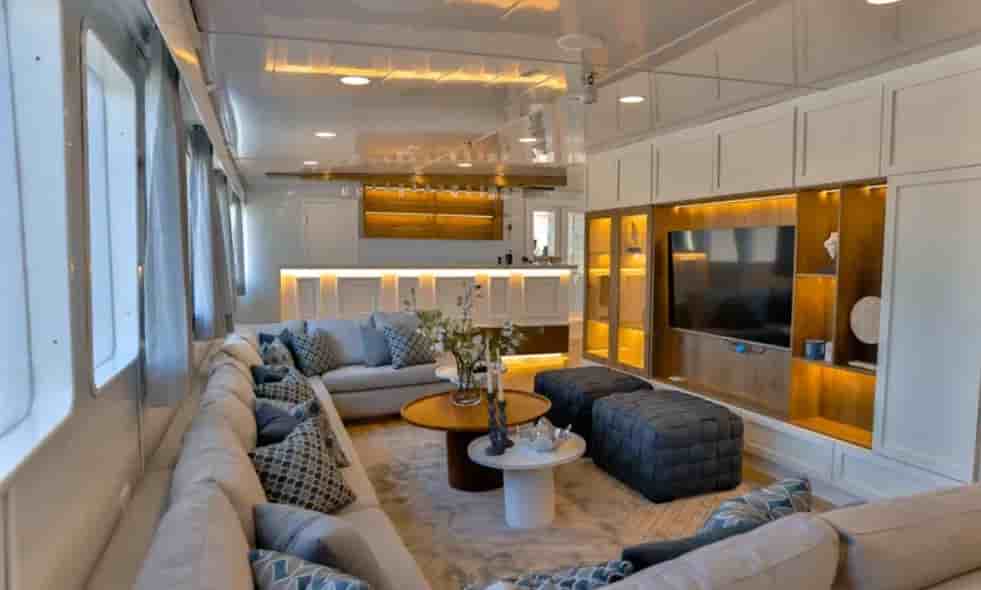 Thumbnail 3 Thumbnail 3