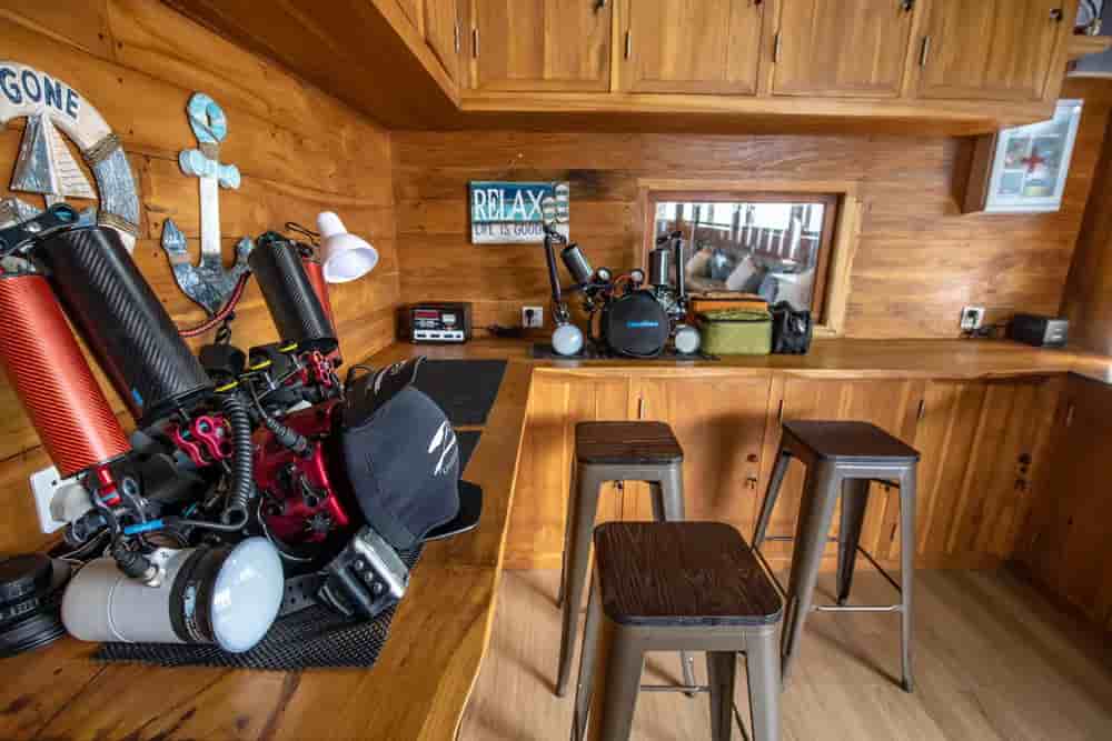 Thumbnail 4 Thumbnail 4