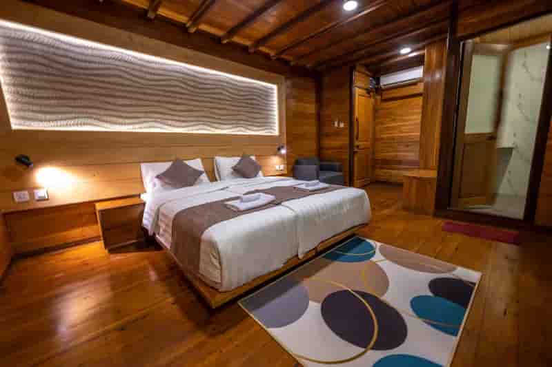 Thumbnail 5 Thumbnail 5