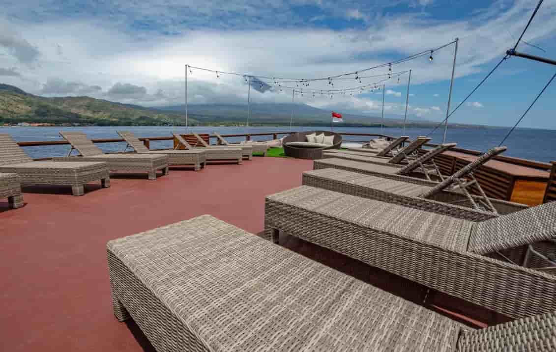 Thumbnail 2 Thumbnail 2