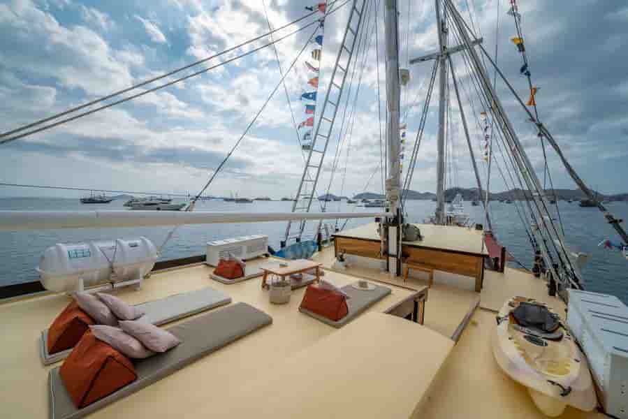 Thumbnail 10 Thumbnail 10