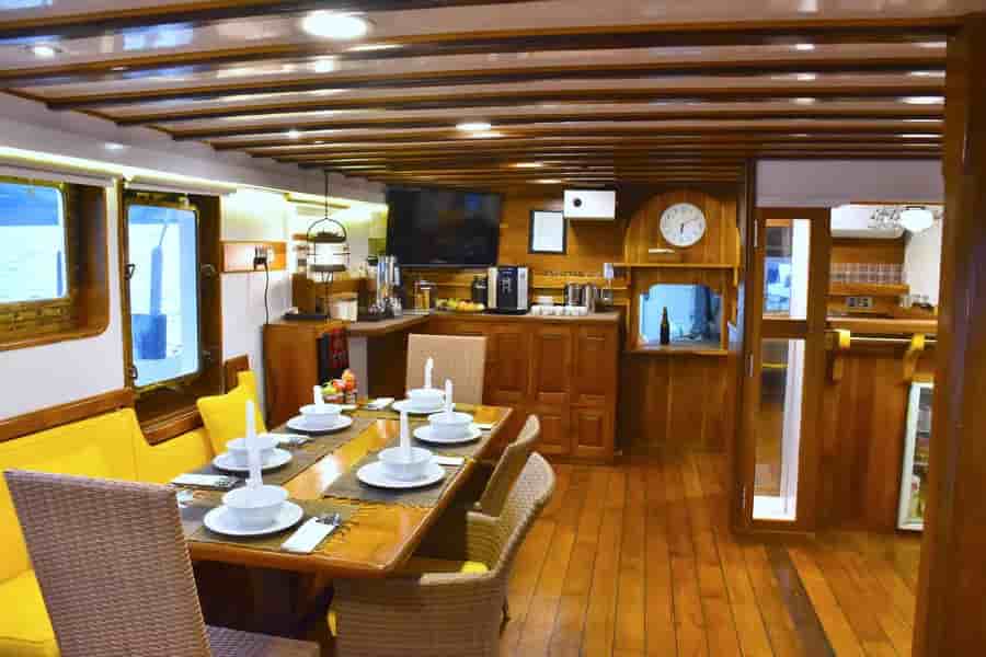 Thumbnail 3 Thumbnail 3