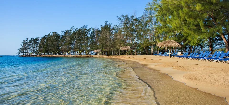 Fantasy Island Dive Resort - image Fantasy Island Dive Resort - image