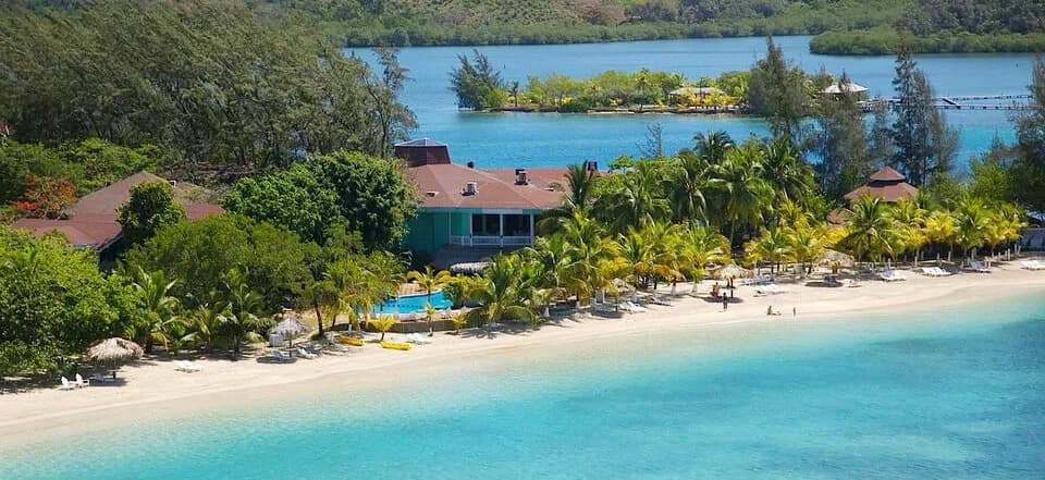 Aerial view of Fantasy Island Roatan Resort. Aerial view of Fantasy Island Roatan Resort.