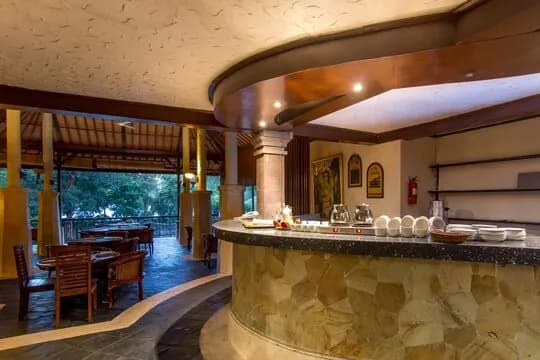 Champlung-Sari-Ubud-wanara-restaurant-2.jpg Champlung-Sari-Ubud-wanara-restaurant-2.jpg