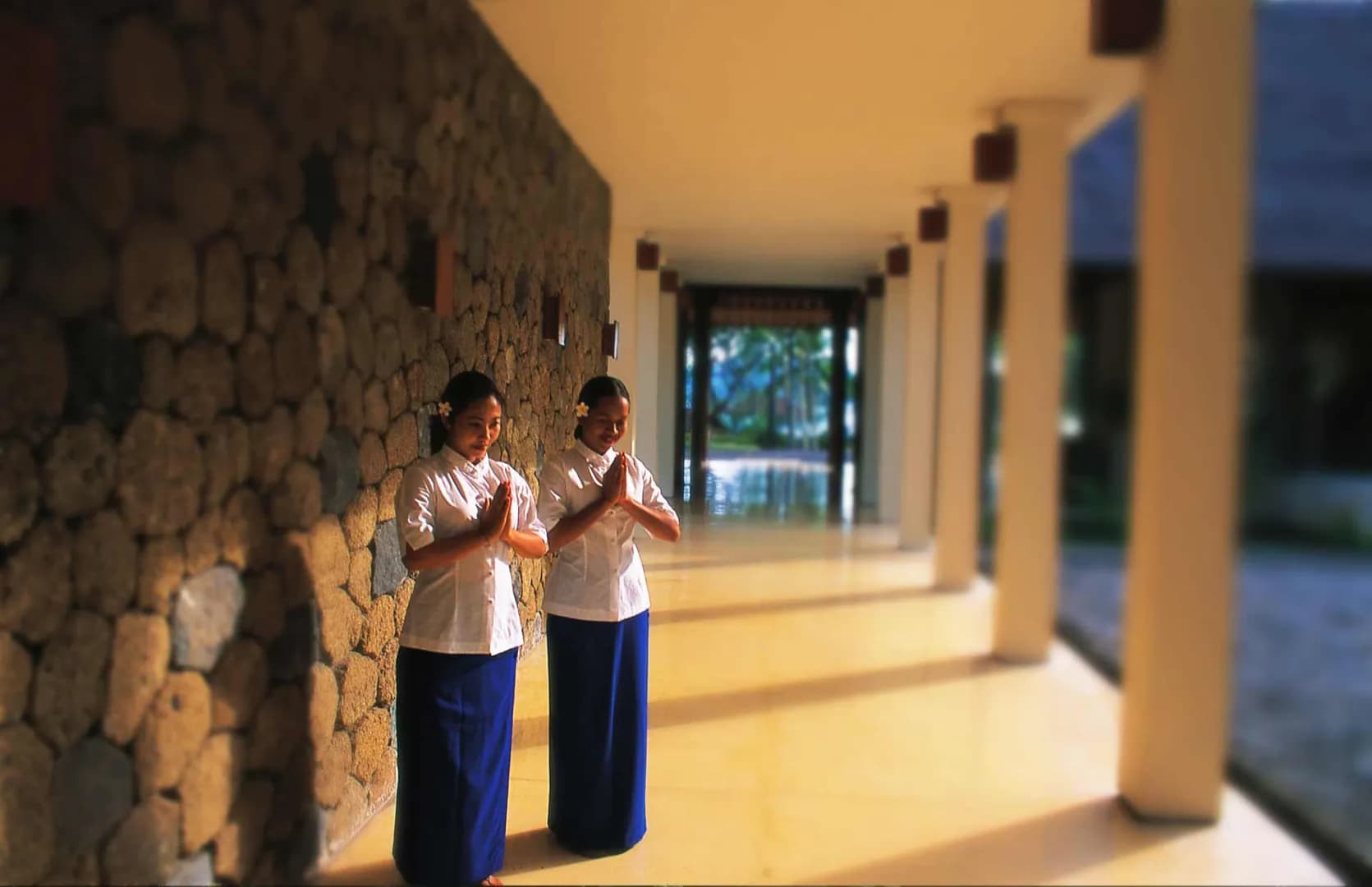 alila-manggis-greetings-gl.jpg alila-manggis-greetings-gl.jpg