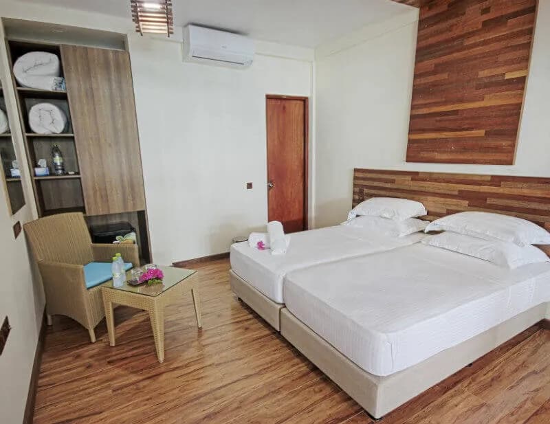 kh-room-3-standard-deluxe.jpg kh-room-3-standard-deluxe.jpg