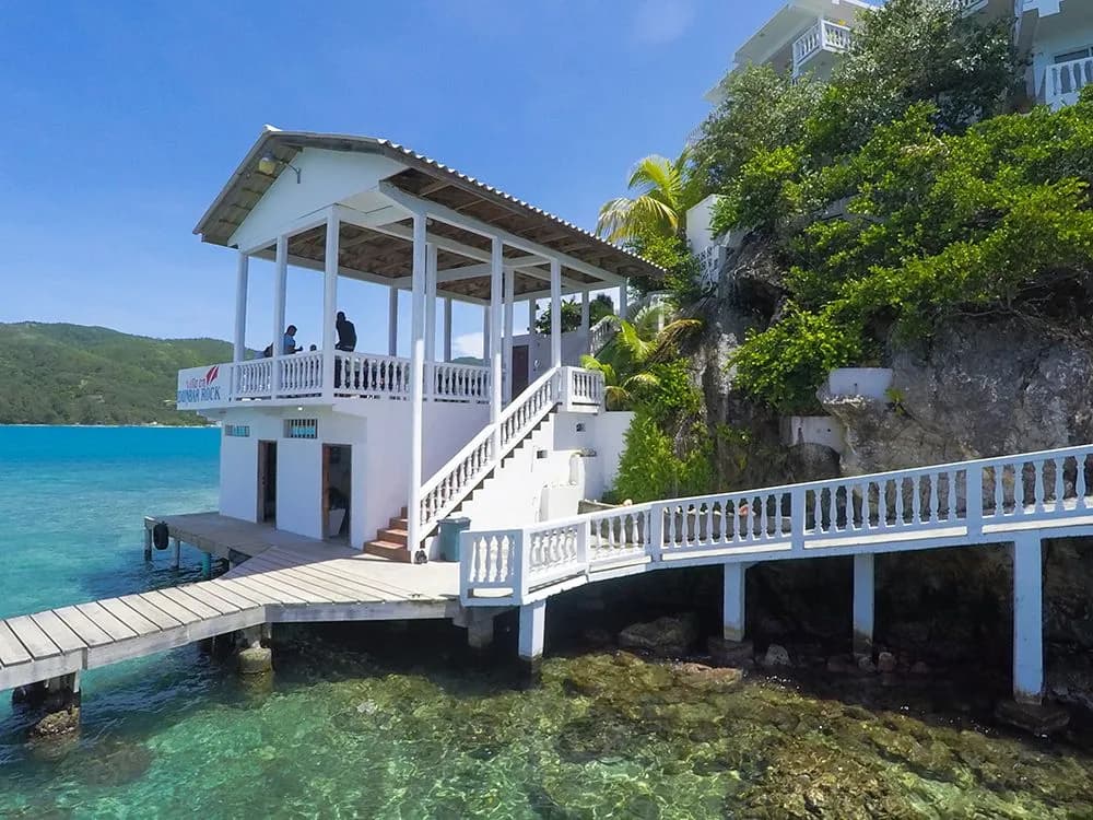 Jetty and watersports at Villa on Dunbar Rock Jetty and watersports at Villa on Dunbar Rock