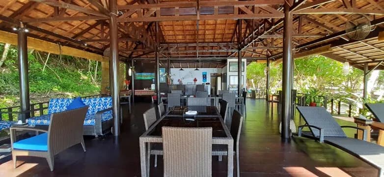 Triton Bay Divers Triton Bay Divers