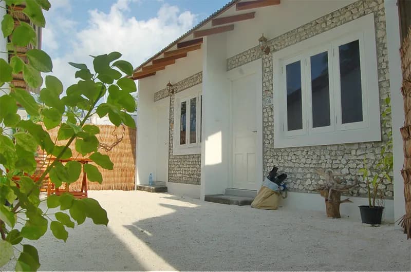 Vaali Island Escapes & Dive Maldives Vaali Island Escapes & Dive Maldives