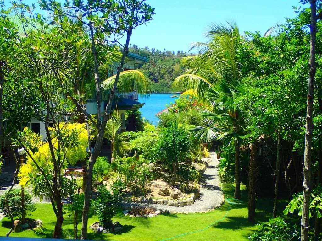 Edgewater Dive & Spa Resort Edgewater Dive & Spa Resort