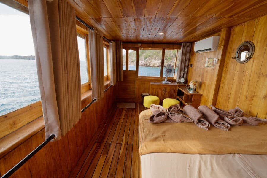Double cabin with private balcony Upper Deck - image Double cabin with private balcony Upper Deck - image